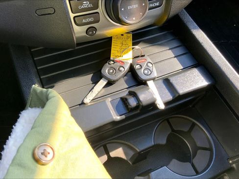 Used 2012 Honda Pilot Touring image 13