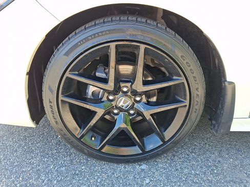 Used 2022 Honda Civic Sport image 12