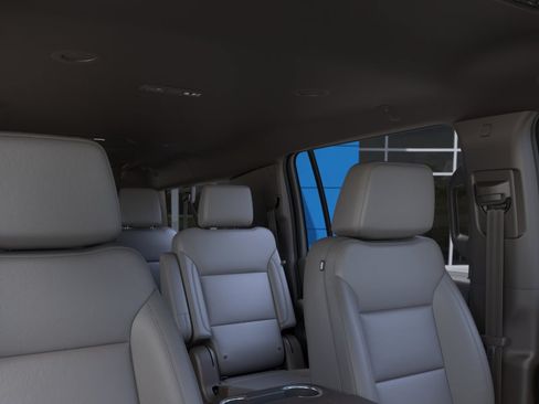 New 2026 Chevrolet Suburban LT RWD image 25