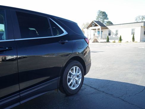 Used 2023 Chevrolet Equinox LT w/ Driver Convenience Package image 15