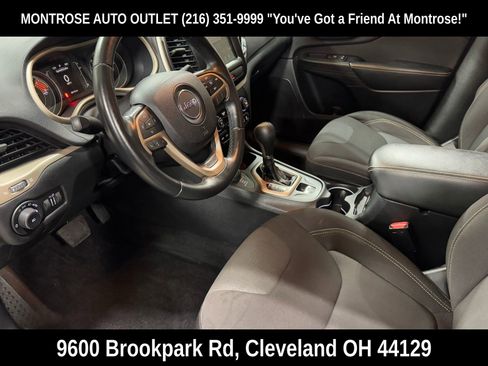 Used 2016 Jeep Cherokee Latitude image 13