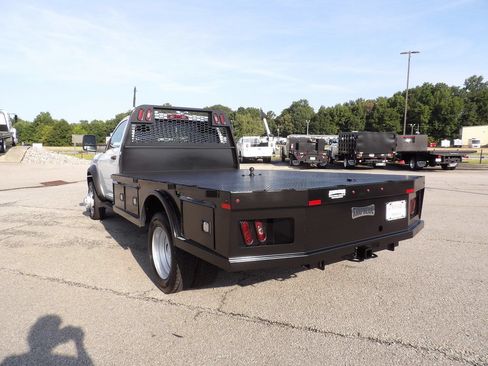 Used 2024 RAM 5500 Tradesman AWD/4WD image 5