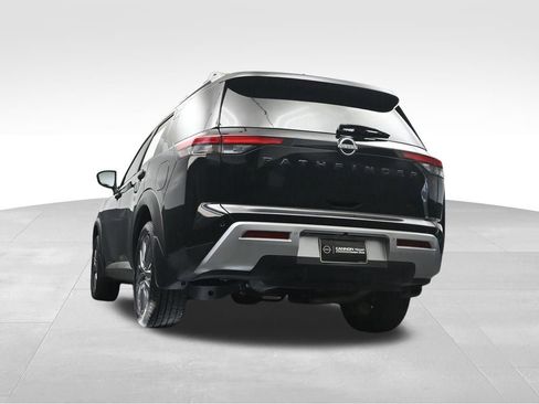 Used 2024 Nissan Pathfinder SL w/ SL Premium Package FWD image 28