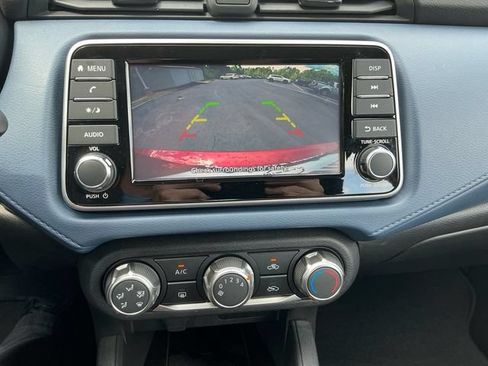Used 2025 Nissan Versa SV w/ Trunk Package FWD image 22