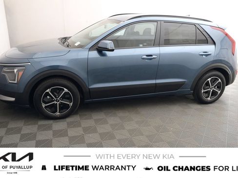 New 2026 Kia Niro EX FWD image 8
