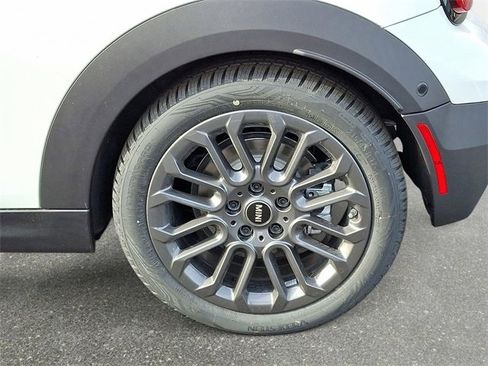 New 2026 MINI Cooper S image 8