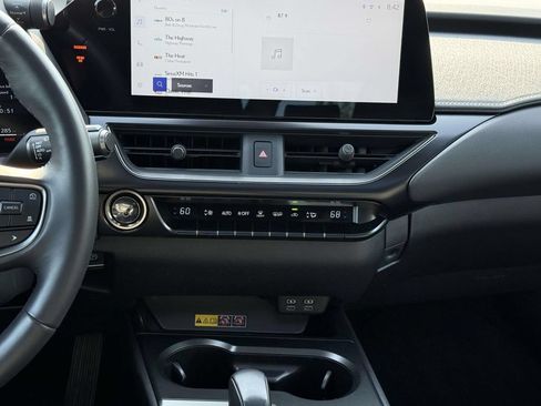 Used 2025 Lexus UX 300h AWD w/ Accessory Package (Z1) image 19