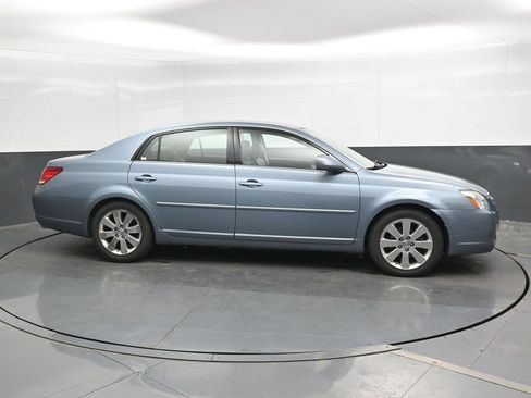 Used 2007 Toyota Avalon Touring FWD image 4