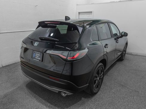 Used 2026 Honda HR-V Sport image 8