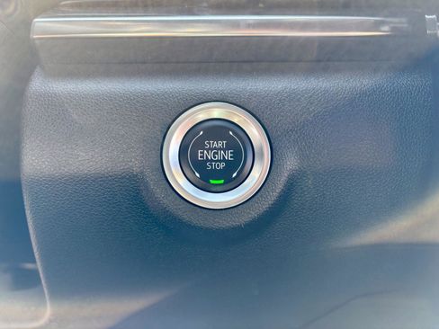 Used 2025 GMC Terrain Elevation AWD/4WD image 26