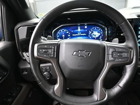 Used 2023 Chevrolet Silverado 1500 ZR2 w/ Technology Package AWD/4WD image 8