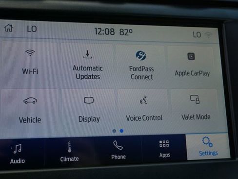 Used 2020 Ford Fusion SE image 26