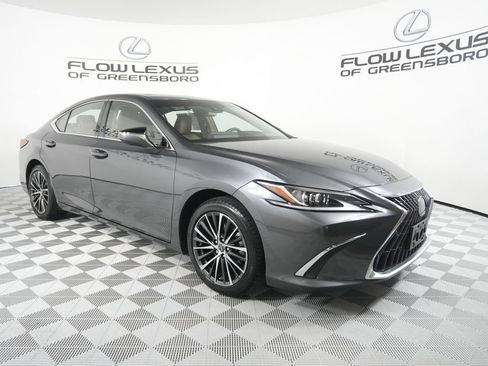 Certified 2024 Lexus ES 350 w/ Premium Package image 3