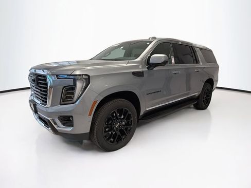 New 2026 GMC Yukon XL Elevation image 3