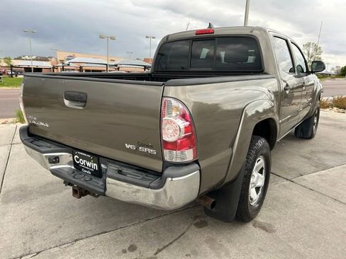 Used 2012 Toyota Tacoma 4x4 Double Cab w/ SR5 Pkg image 7