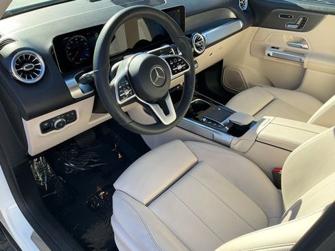 Used 2021 Mercedes-Benz GLB 250 image 6