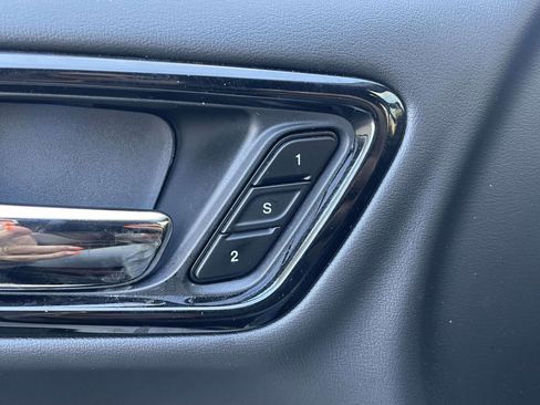 Used 2024 Dodge Durango GT image 28