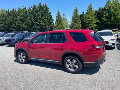 Used 2023 Honda Pilot EX-L image 3