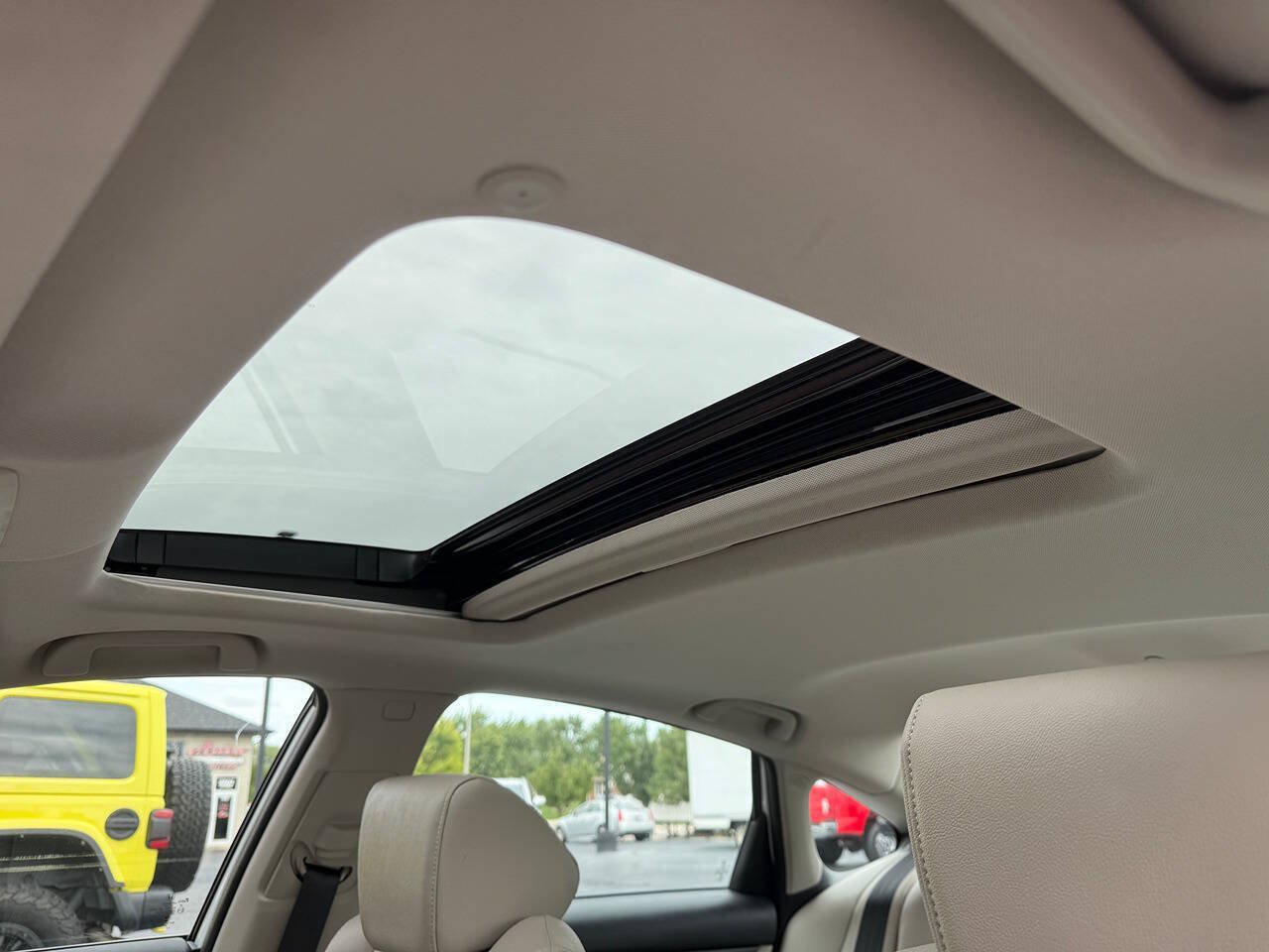 Used 2021 Honda Accord EX-L image 17