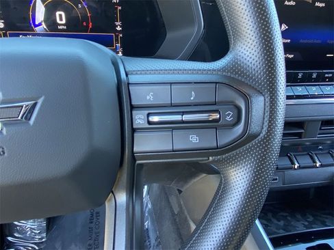 Used 2023 Chevrolet Colorado Trail Boss w/ Technology Package image 10