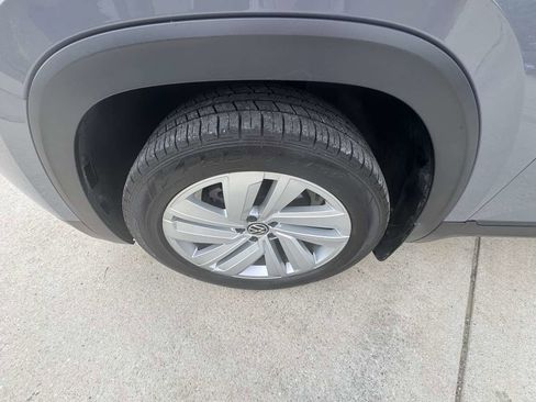 Used 2021 Volkswagen Atlas Cross Sport SE image 33