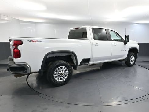Used 2023 Chevrolet Silverado 2500 LT AWD/4WD image 6