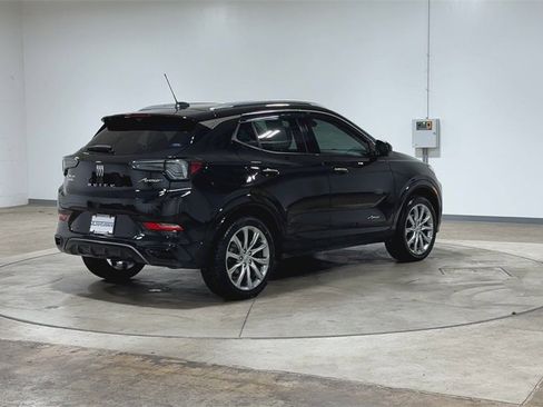 Used 2024 Buick Encore GX Avenir w/ Avenir Technology Package image 9