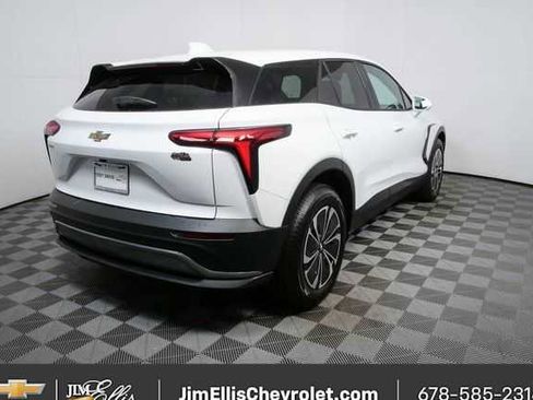 New 2026 Chevrolet Blazer EV LT image 3