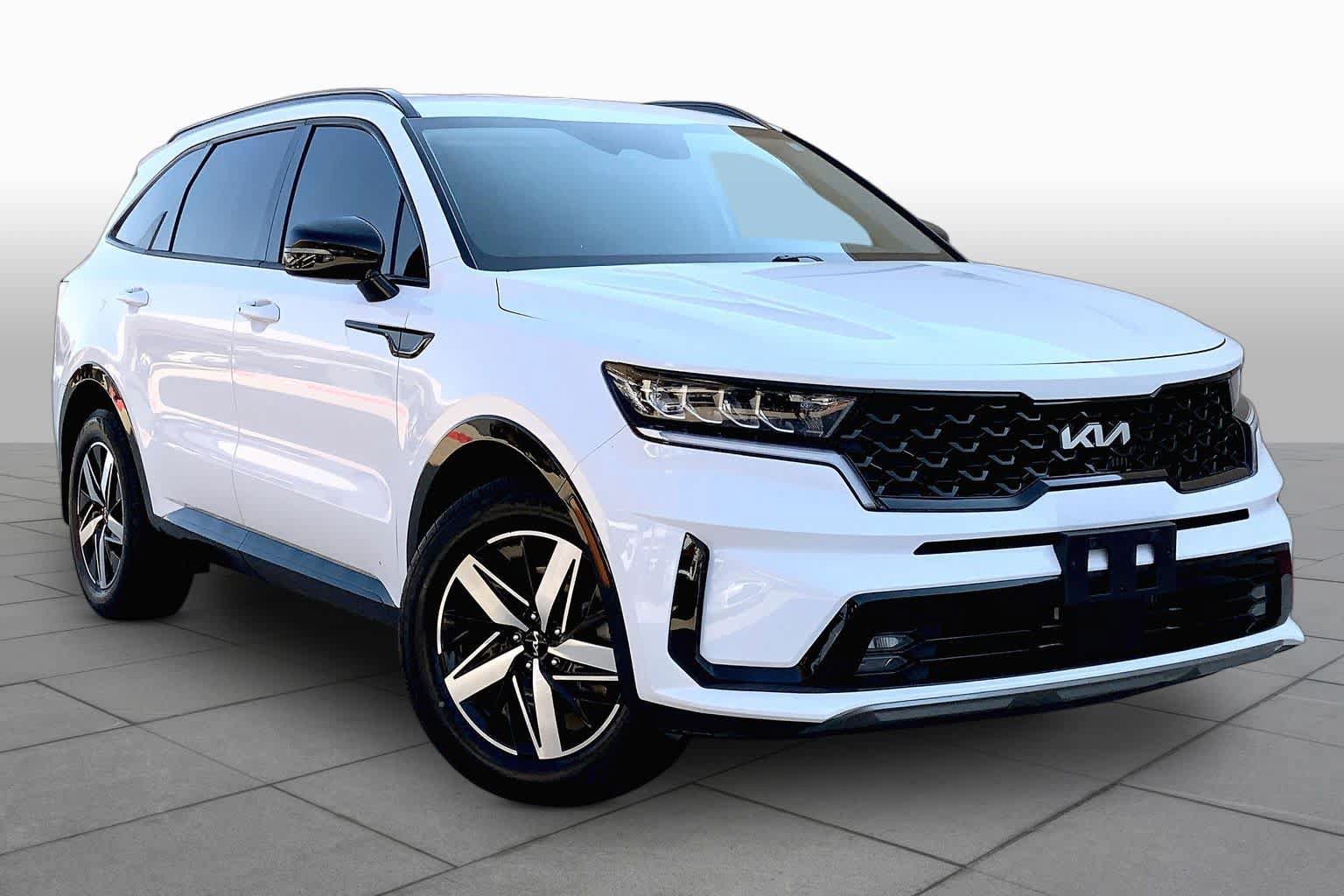 Used 2023 Kia Sorento EX FWD image 2