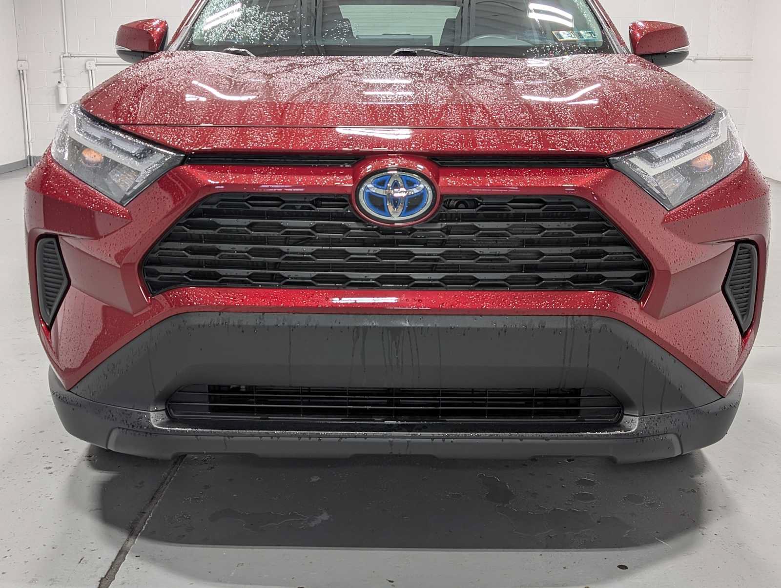 Used 2024 Toyota RAV4 XLE w/ Convenience Package AWD/4WD image 2