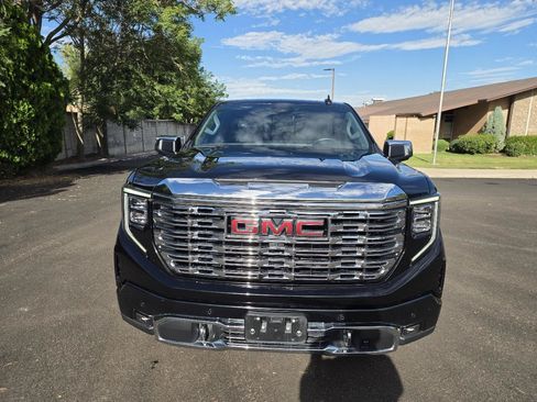 Used 2024 GMC Sierra 1500 Denali AWD/4WD image 8