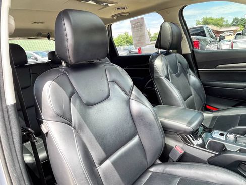 Used 2020 Kia Telluride S w/ S 8 Passenger Seating Package AWD/4WD image 10