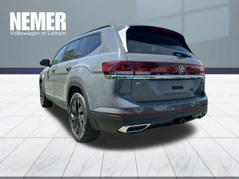 New 2026 Volkswagen Atlas SE AWD/4WD image 2