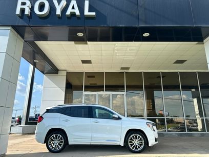 Used 2023 GMC Terrain Denali w/ LPO, Floor Liner Package