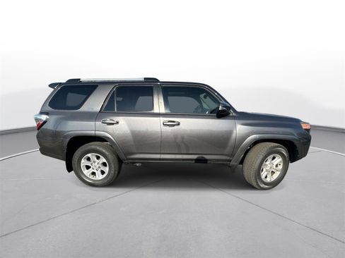 Certified 2022 Toyota 4Runner SR5 Premium w/ Moonroof Package image 4