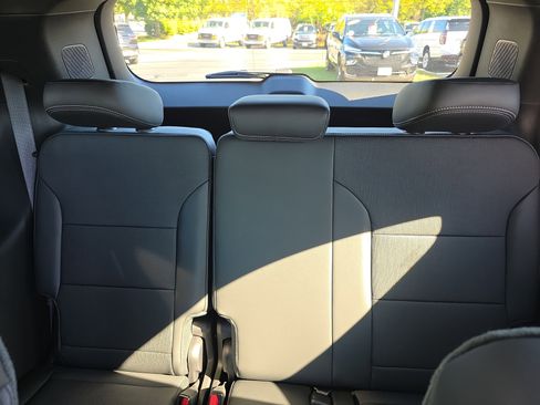 New 2026 Buick Enclave Preferred w/ Power Package image 33