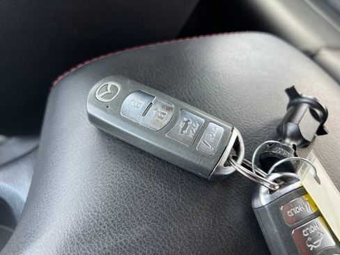 Used 2014 MAZDA MAZDA3 s Touring image 31