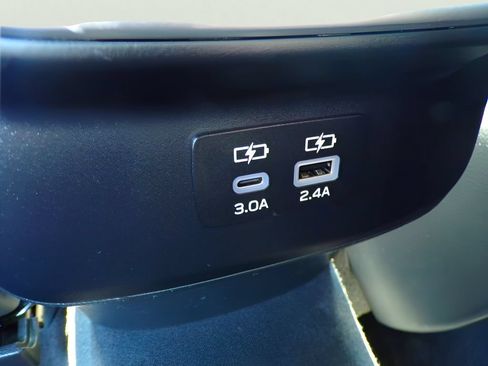 Certified 2025 Subaru Outback Premium AWD/4WD image 20