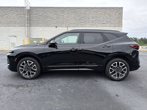 Used 2023 Chevrolet Blazer RS w/ Driver Confidence II Package AWD/4WD image 11