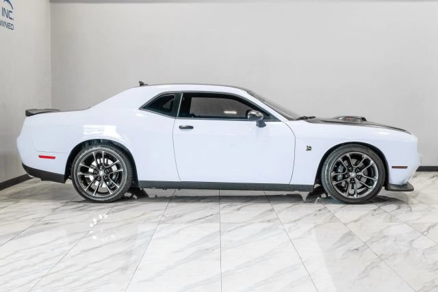 Used 2021 Dodge Challenger R/T Scat Pack w/ Shaker Package RWD image 10