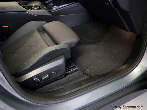 Used 2025 BMW X3 xDrive30i image 35