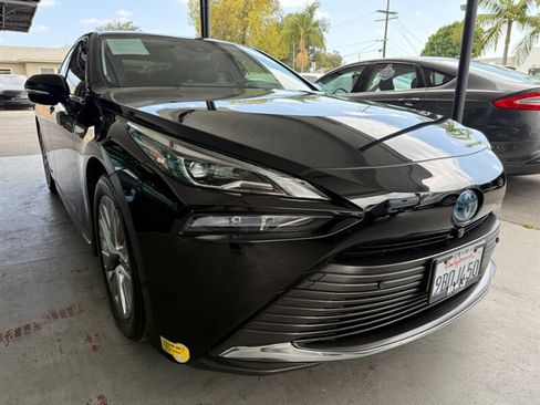 Used 2022 Toyota Mirai w/ Advanced Technology Package RWD image 9