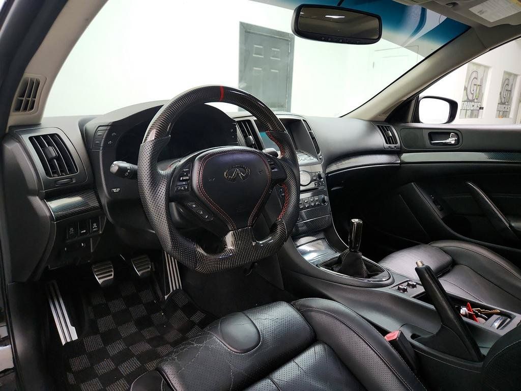 Used 2014 INFINITI Q60 Sport RWD image 13