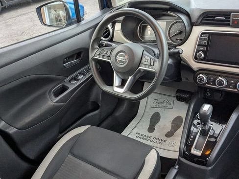 Used 2021 Nissan Versa SV image 16