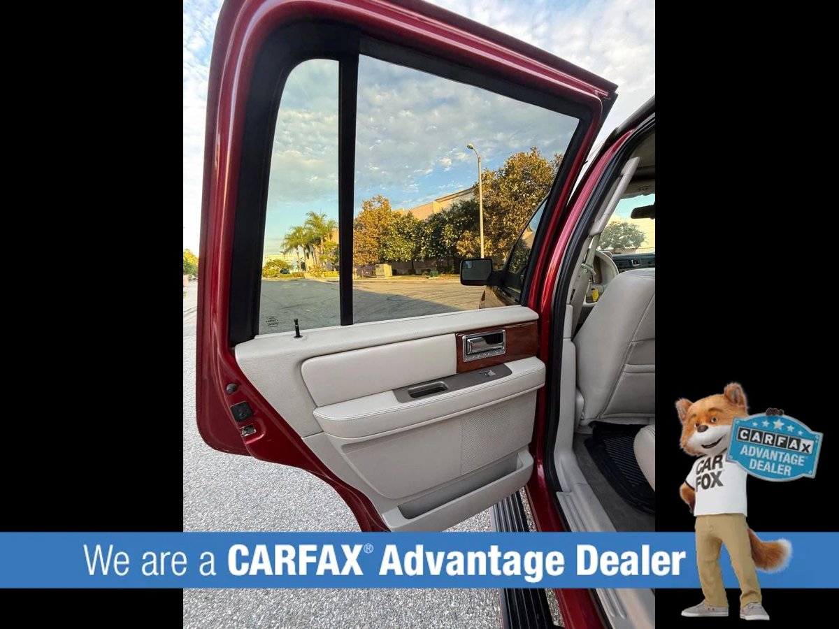 Used 2014 Lincoln Navigator 4WD image 42