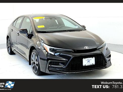 Used 2024 Toyota Corolla SE FWD image 1
