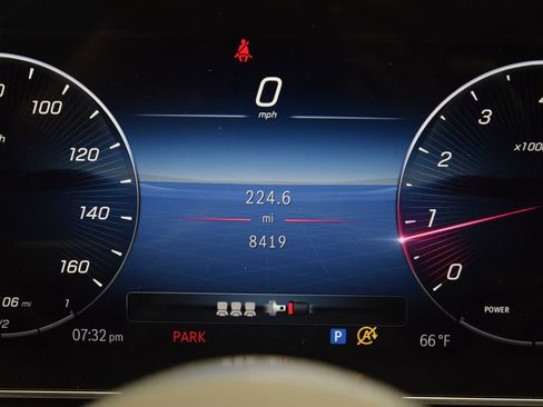 Used 2024 Mercedes-Benz C 300 Sedan image 26