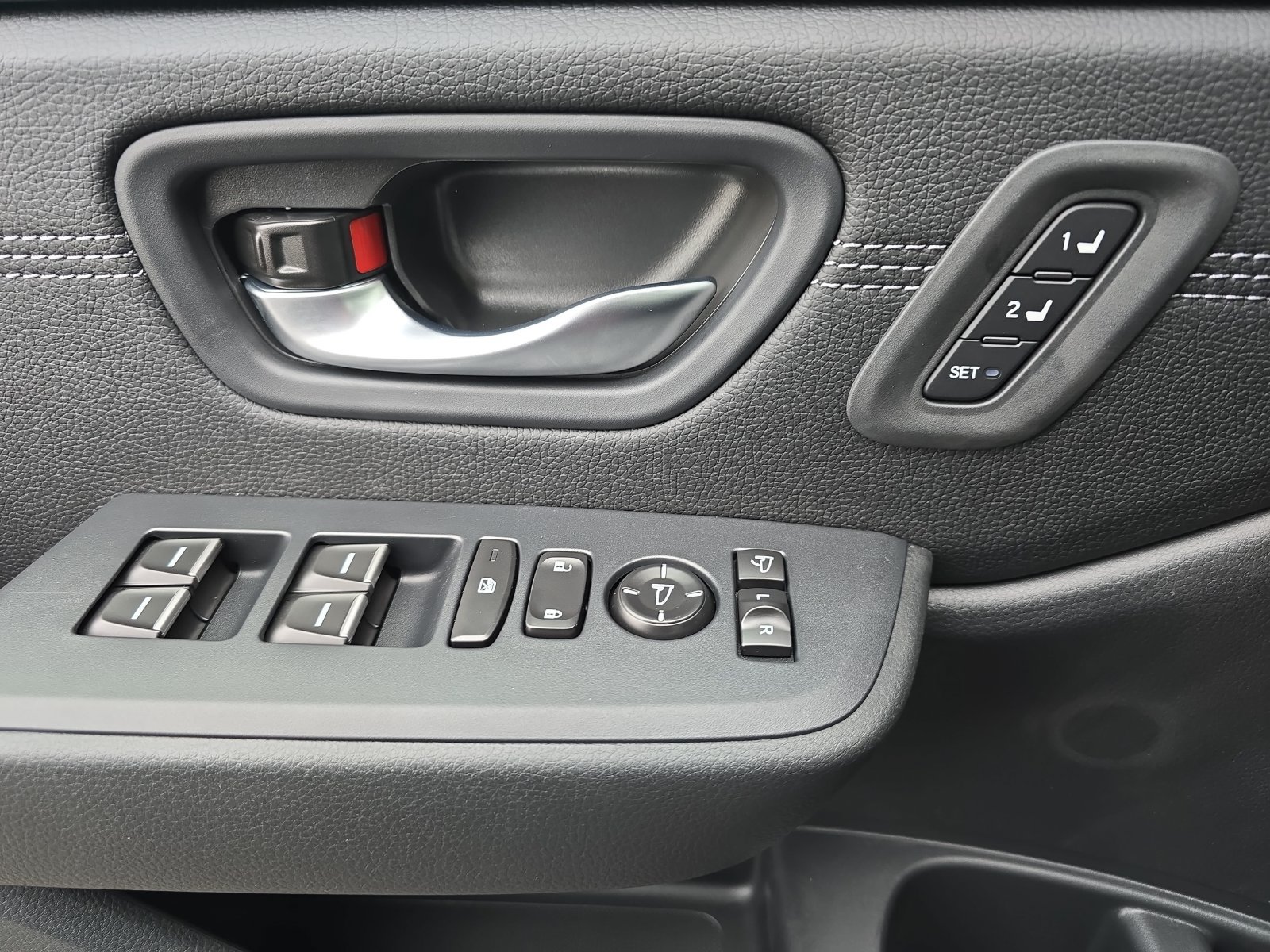 New 2026 Honda Pilot Touring image 28