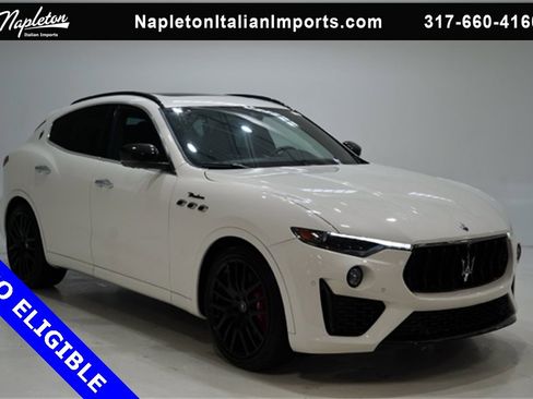 Used 2024 Maserati Levante GT Ultima image 1