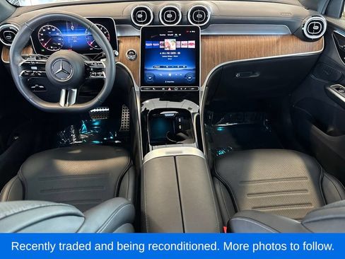Used 2025 Mercedes-Benz GLC 300 4MATIC image 29
